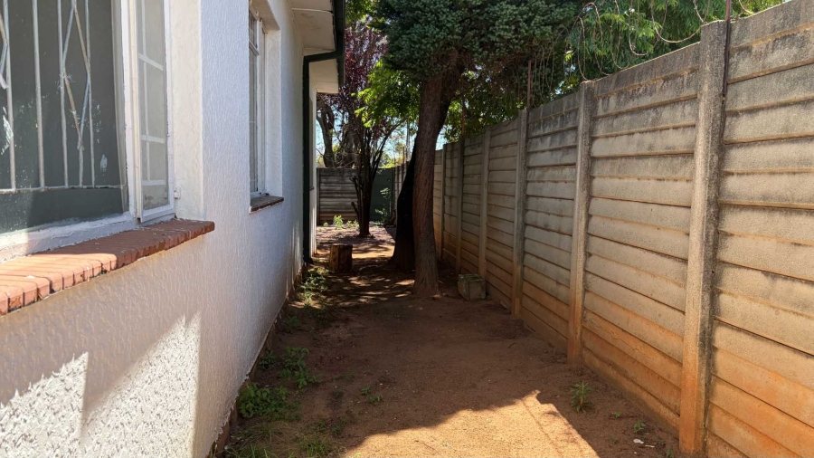 3 Bedroom Property for Sale in Orange Grove Gauteng