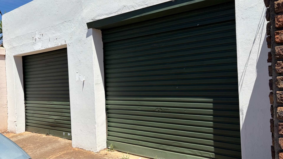 3 Bedroom Property for Sale in Orange Grove Gauteng