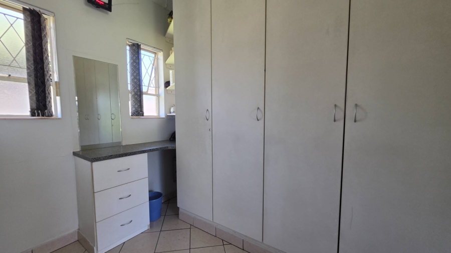 3 Bedroom Property for Sale in Verwoerdpark Gauteng