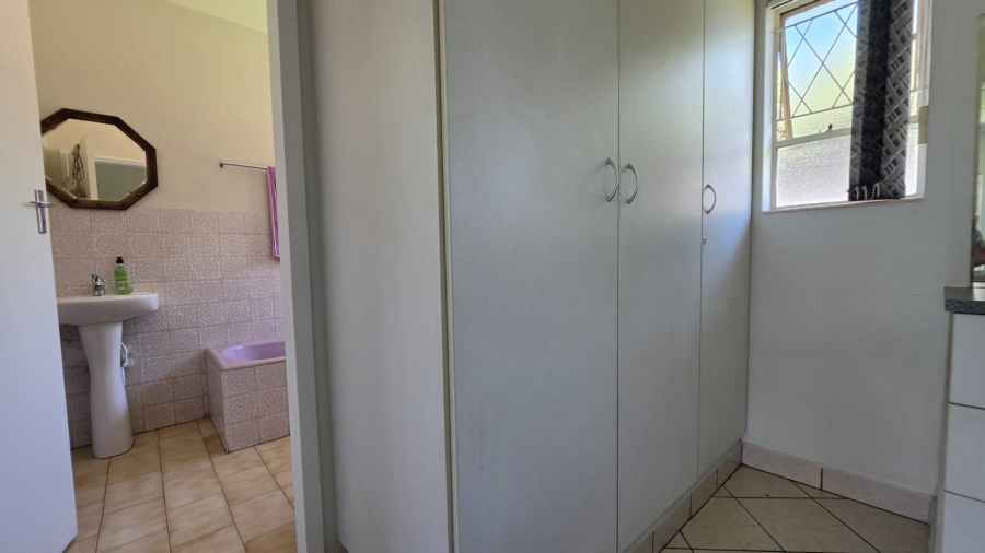 3 Bedroom Property for Sale in Verwoerdpark Gauteng