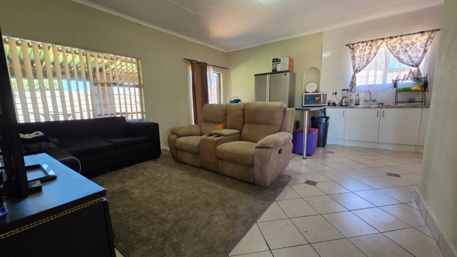 3 Bedroom Property for Sale in Verwoerdpark Gauteng