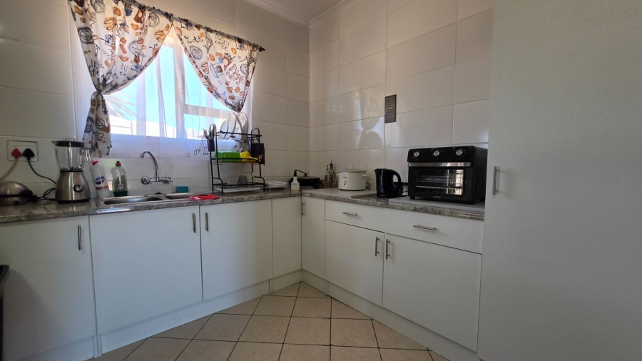 3 Bedroom Property for Sale in Verwoerdpark Gauteng