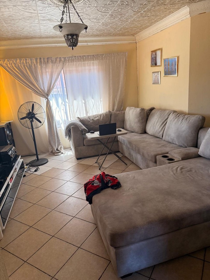 4 Bedroom Property for Sale in Soshanguve VV Gauteng