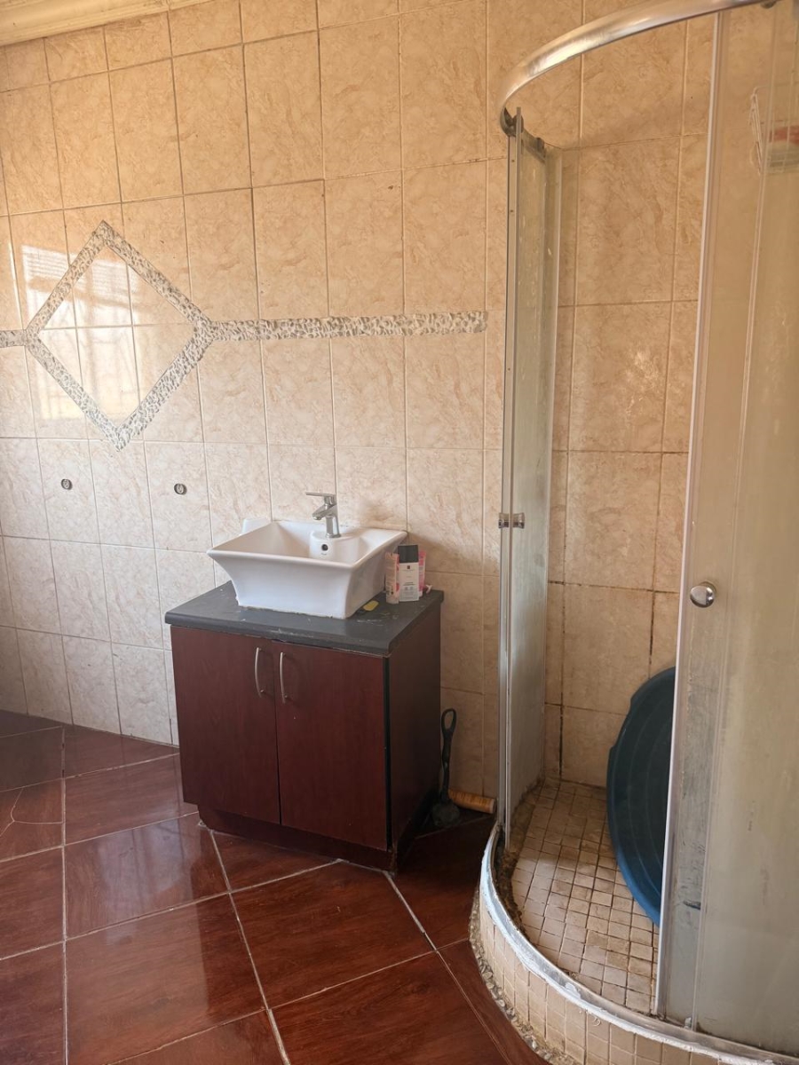 4 Bedroom Property for Sale in Soshanguve VV Gauteng