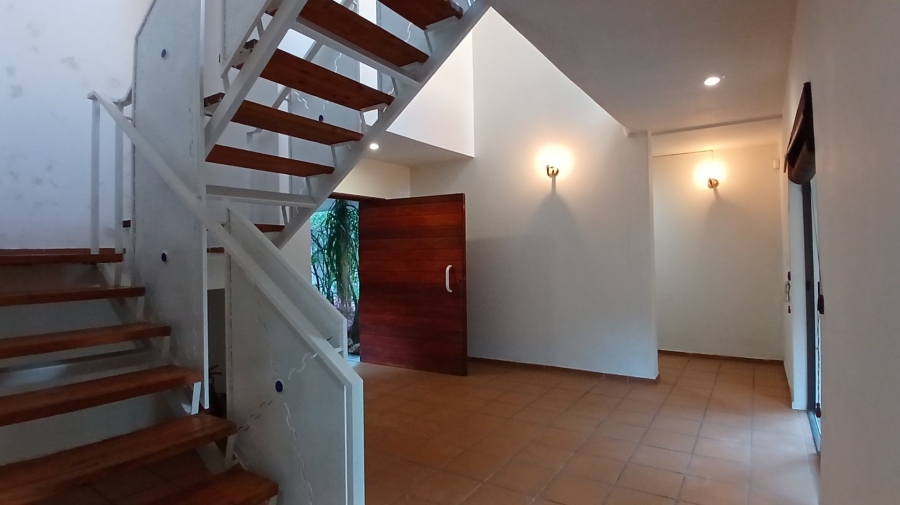To Let 3 Bedroom Property for Rent in Hurlingham Manor Gauteng