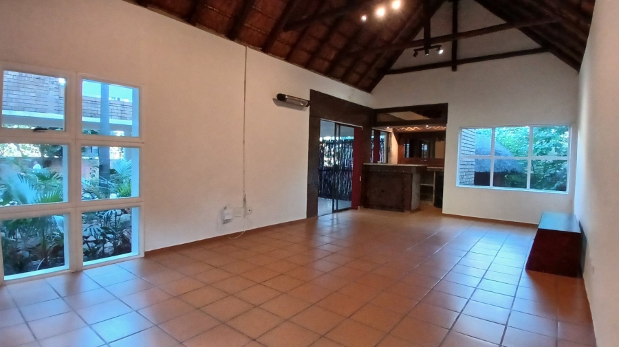 To Let 3 Bedroom Property for Rent in Hurlingham Manor Gauteng