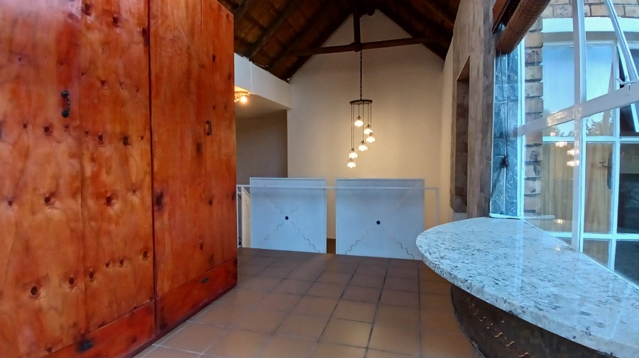 To Let 3 Bedroom Property for Rent in Hurlingham Manor Gauteng