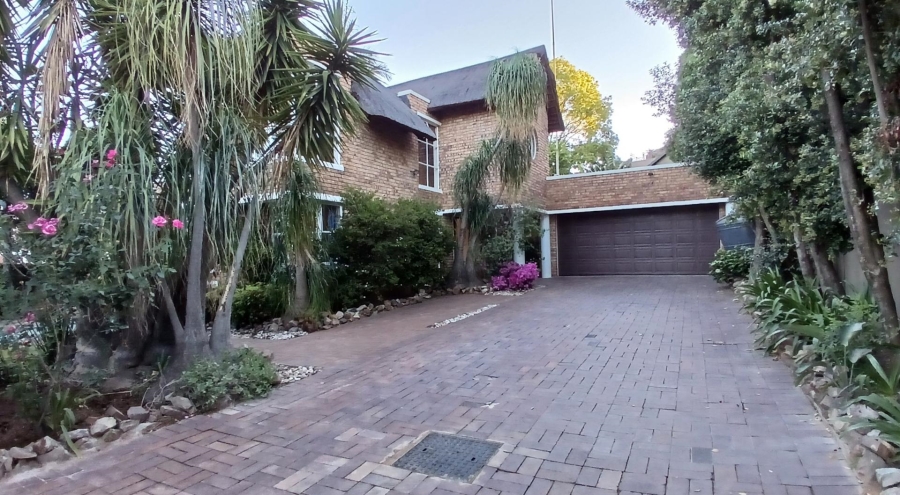 To Let 3 Bedroom Property for Rent in Hurlingham Manor Gauteng
