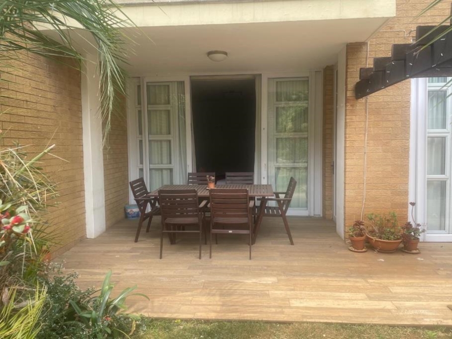 To Let 2 Bedroom Property for Rent in Illovo Gauteng