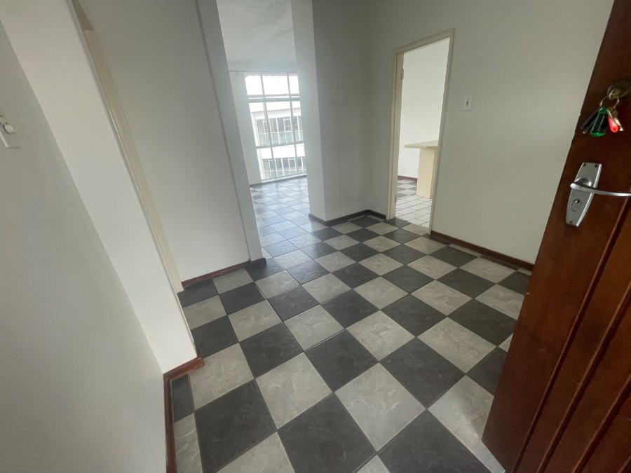 To Let 1 Bedroom Property for Rent in Illovo Gauteng
