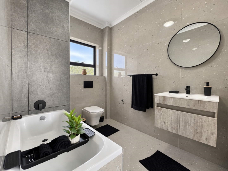 2 Bedroom Property for Sale in Montana Gauteng