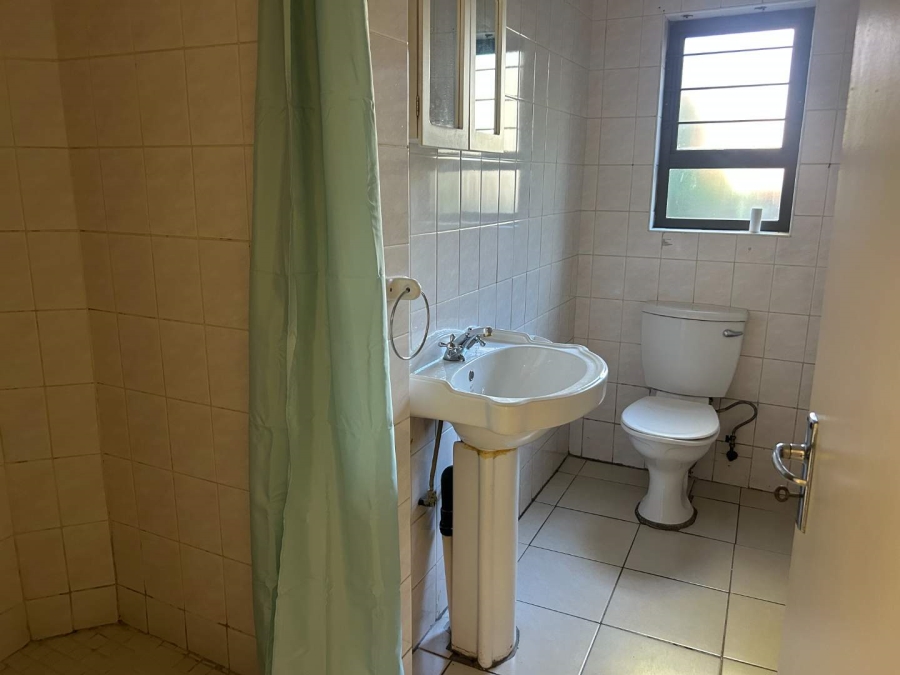 To Let 3 Bedroom Property for Rent in Lakefield Gauteng