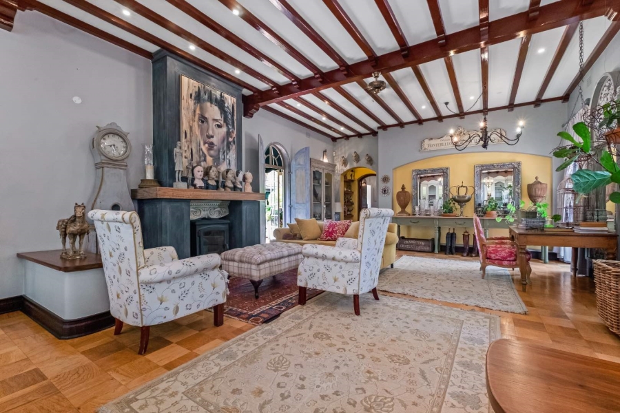7 Bedroom Property for Sale in Lanseria Gauteng