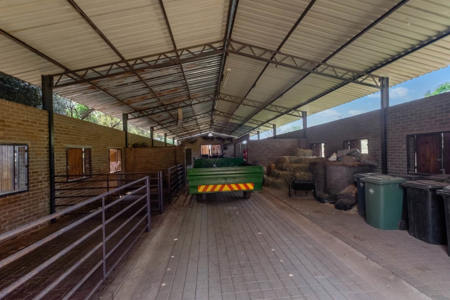 7 Bedroom Property for Sale in Lanseria Gauteng
