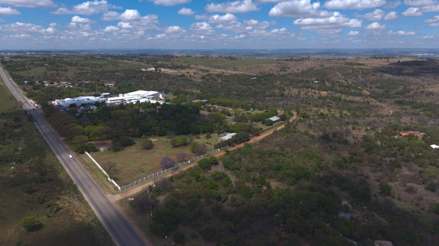7 Bedroom Property for Sale in Lanseria Gauteng