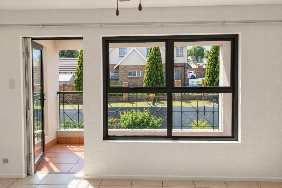 To Let 2 Bedroom Property for Rent in Marais Steyn Park Gauteng