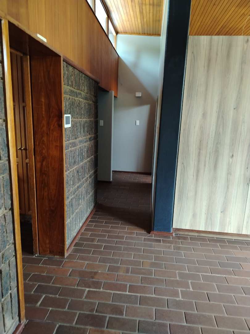 4 Bedroom Property for Sale in Selcourt Gauteng