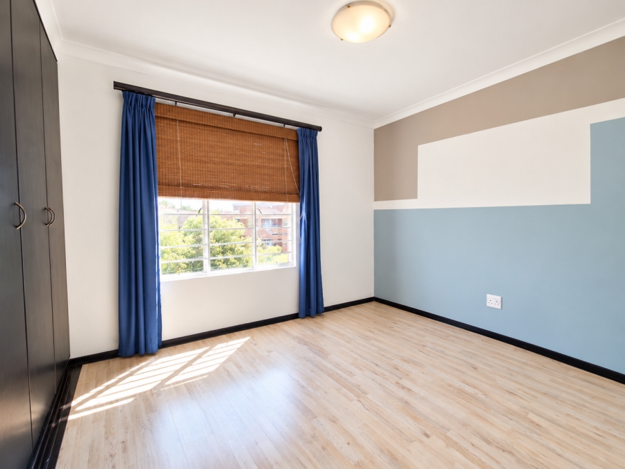 To Let 2 Bedroom Property for Rent in Wilro Park Gauteng