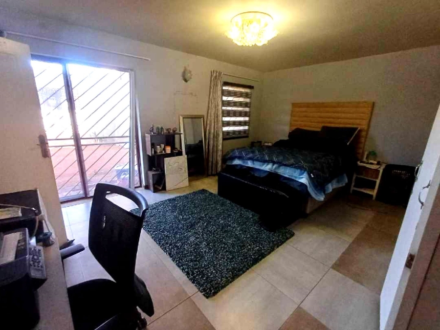 4 Bedroom Property for Sale in Crosby Gauteng
