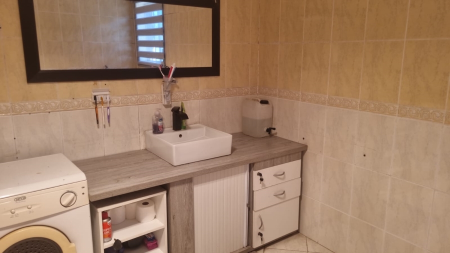 4 Bedroom Property for Sale in Crosby Gauteng