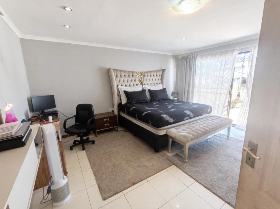 4 Bedroom Property for Sale in Crosby Gauteng