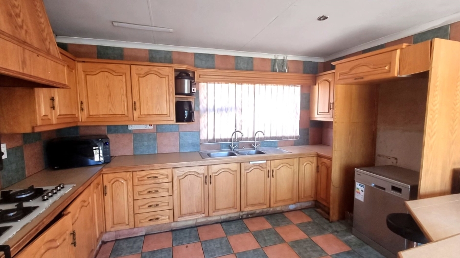 4 Bedroom Property for Sale in Crosby Gauteng