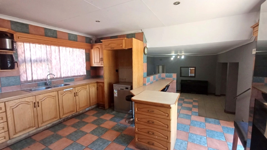 4 Bedroom Property for Sale in Crosby Gauteng