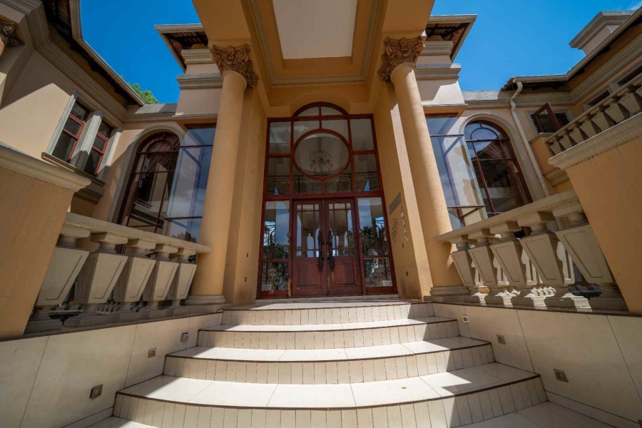 6 Bedroom Property for Sale in Benoni Small Farms Gauteng