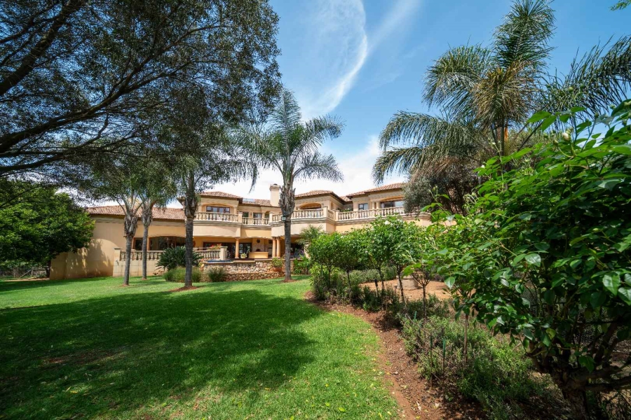 6 Bedroom Property for Sale in Benoni Small Farms Gauteng