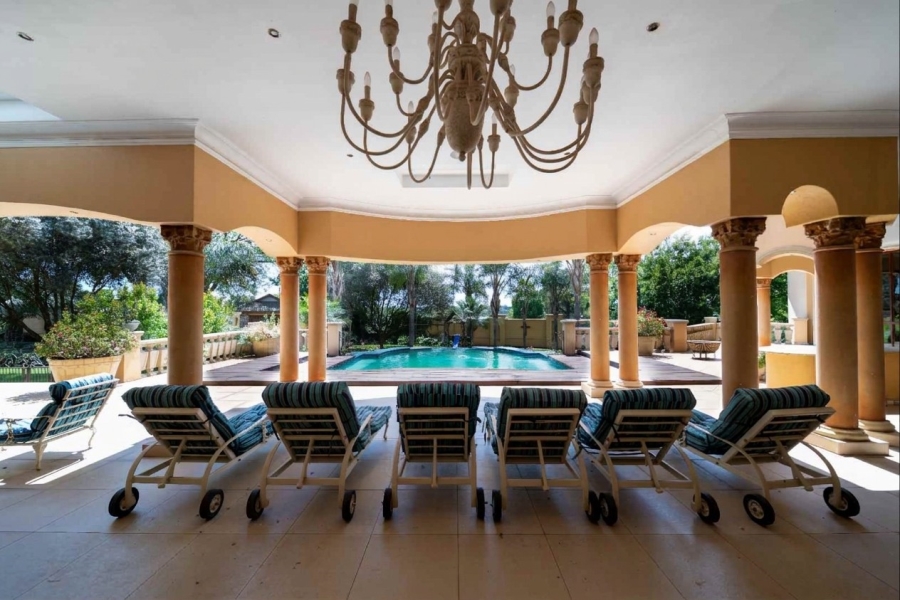 6 Bedroom Property for Sale in Benoni Small Farms Gauteng