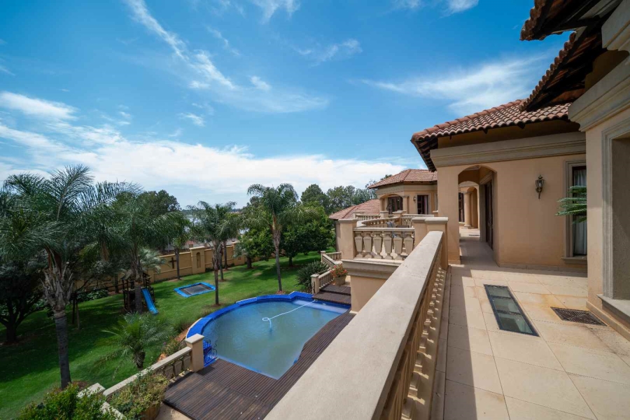 6 Bedroom Property for Sale in Benoni Small Farms Gauteng