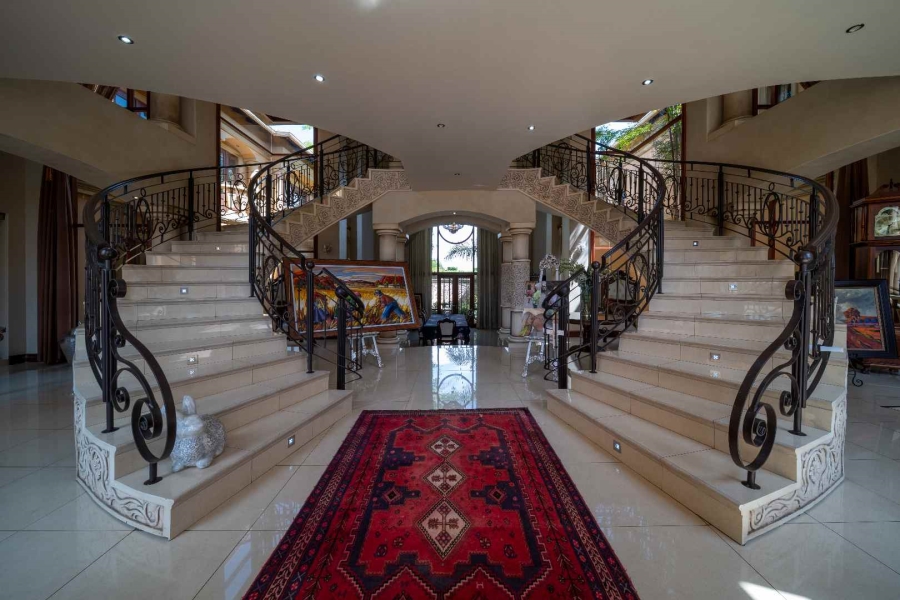 6 Bedroom Property for Sale in Benoni Small Farms Gauteng