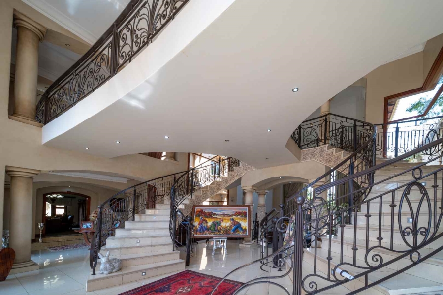 6 Bedroom Property for Sale in Benoni Small Farms Gauteng