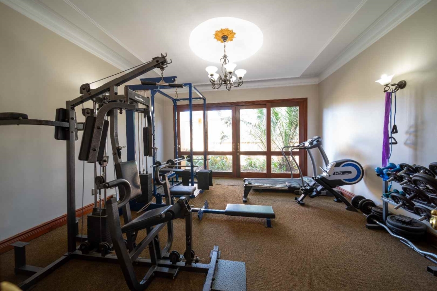 6 Bedroom Property for Sale in Benoni Small Farms Gauteng
