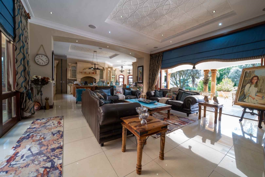 6 Bedroom Property for Sale in Benoni Small Farms Gauteng