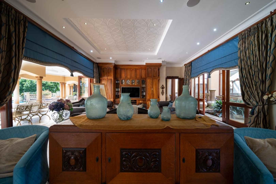 6 Bedroom Property for Sale in Benoni Small Farms Gauteng