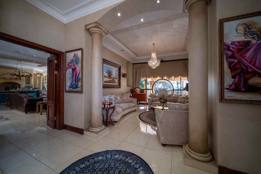 6 Bedroom Property for Sale in Benoni Small Farms Gauteng