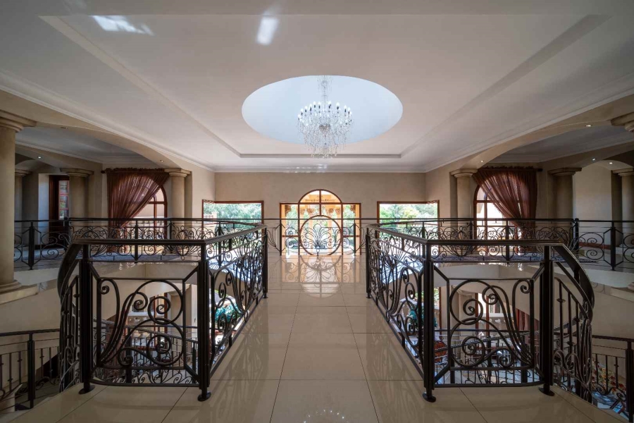 6 Bedroom Property for Sale in Benoni Small Farms Gauteng