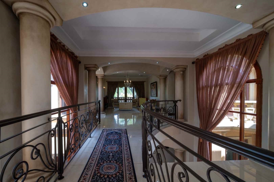 6 Bedroom Property for Sale in Benoni Small Farms Gauteng