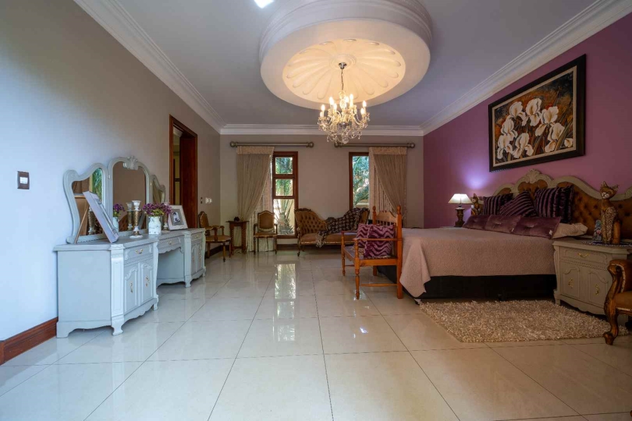 6 Bedroom Property for Sale in Benoni Small Farms Gauteng