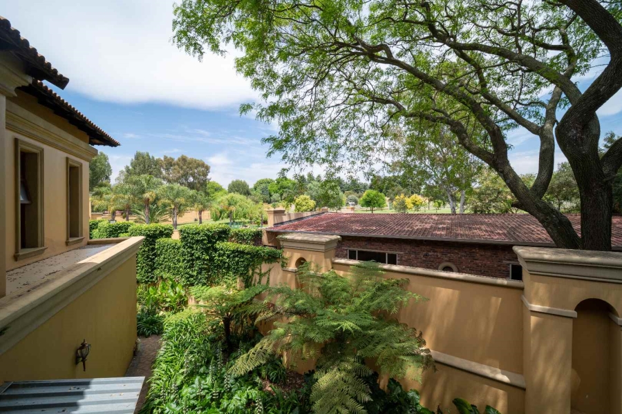 6 Bedroom Property for Sale in Benoni Small Farms Gauteng
