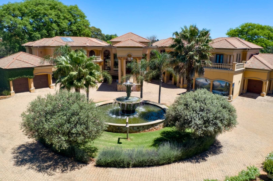 6 Bedroom Property for Sale in Benoni Small Farms Gauteng