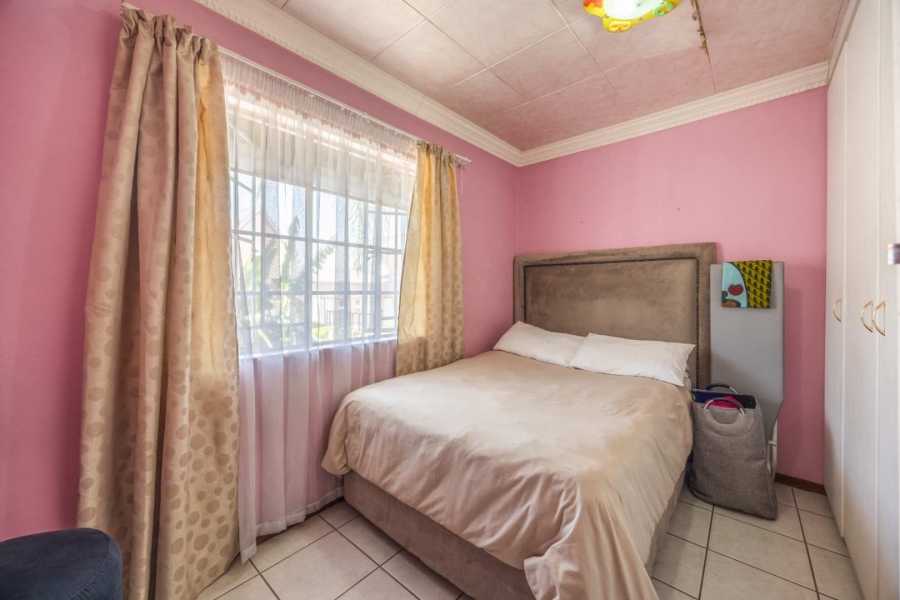 3 Bedroom Property for Sale in Equestria Gauteng