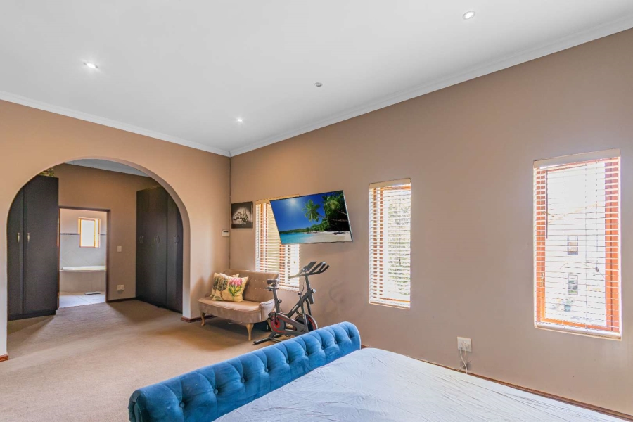 4 Bedroom Property for Sale in Fourways Gauteng