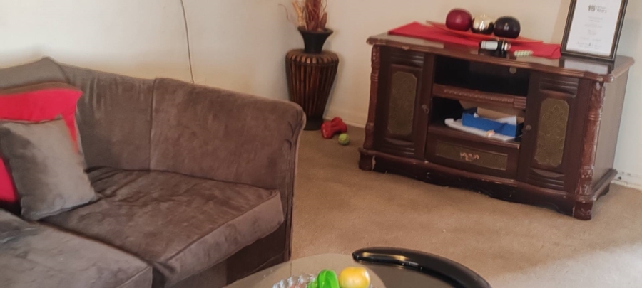 1 Bedroom Property for Sale in Dunsevern Gauteng