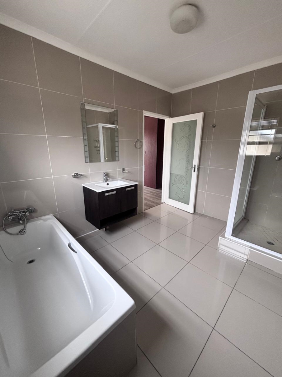 4 Bedroom Property for Sale in Meyersdal Nature Estate Gauteng