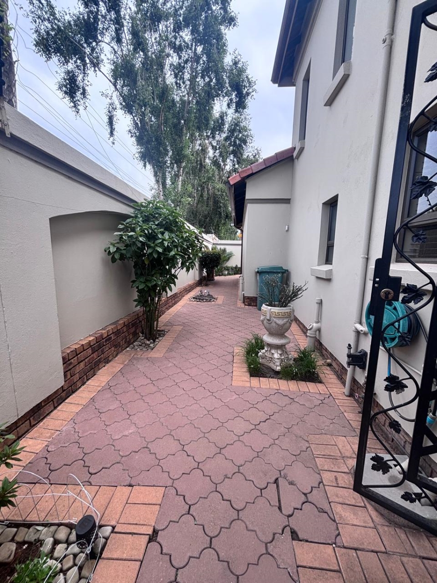 3 Bedroom Property for Sale in Meyersdal Gauteng