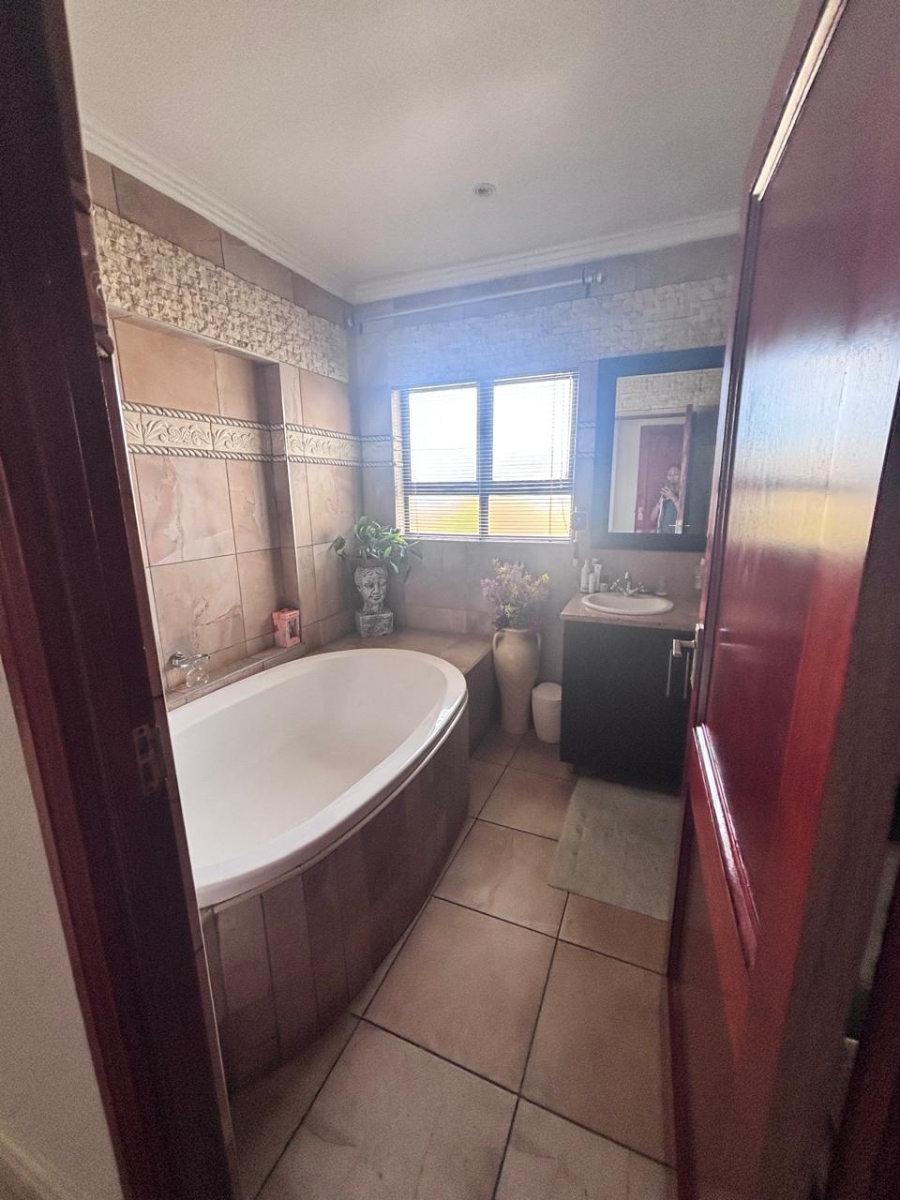 3 Bedroom Property for Sale in Meyersdal Gauteng