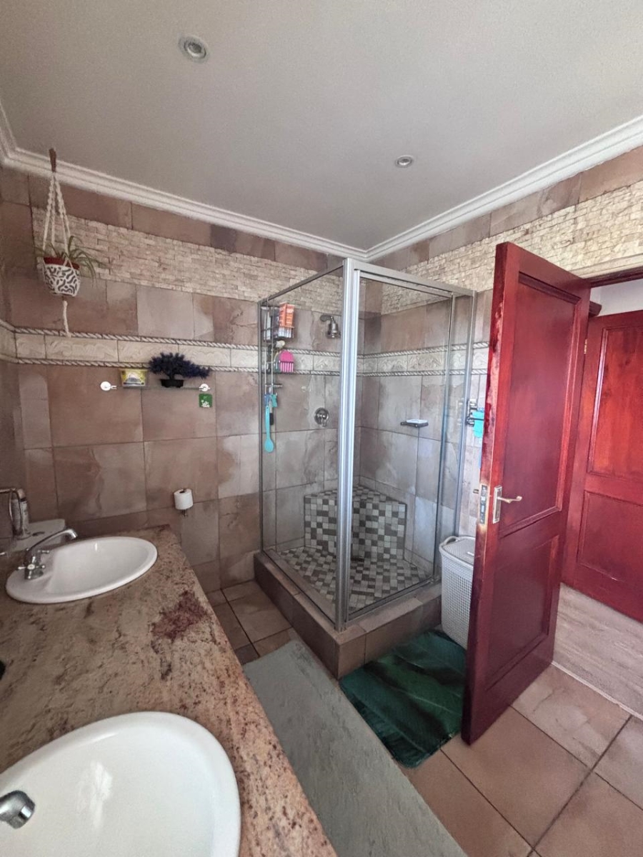 3 Bedroom Property for Sale in Meyersdal Gauteng