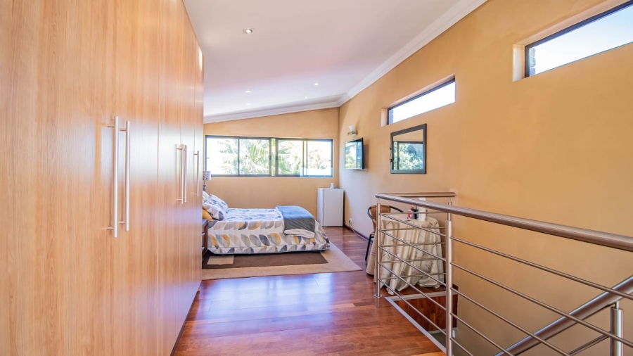 5 Bedroom Property for Sale in Glenvista Gauteng